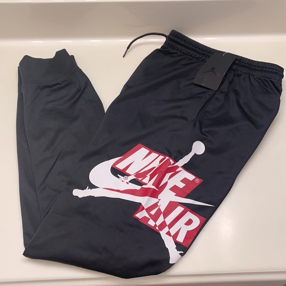 Nike Jordan Joggers - Picture 7 of 11